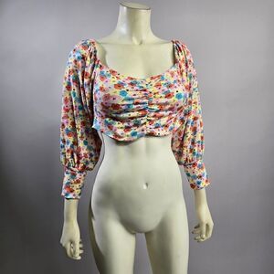 Vero moda medium top nwt R7